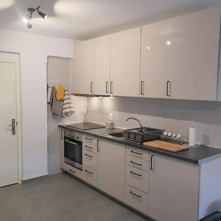 شقة Cozy Apartment In City Center